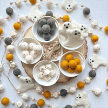 Load image into Gallery viewer, Garland Craft Kit | Hey Boo