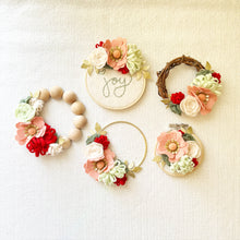Load image into Gallery viewer, Mini Felt Flower Craft Kit | Holly Jolly Holiday Collection
