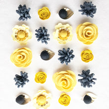 Load image into Gallery viewer, Felt Flower Wreath Craft Kit | Black and Gold