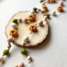 Load image into Gallery viewer, Garland Craft Kit | Thankful
