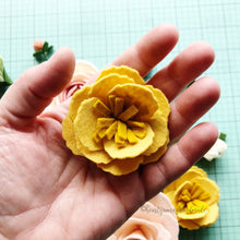 Load image into Gallery viewer, Felt Flower Craft Kit | Blush Forest
