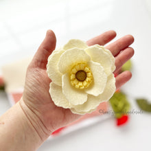 Load image into Gallery viewer, Felt Flower Craft Kit | Spring Poppy
