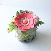 Load image into Gallery viewer, Mini Felt Flower Craft Kit | Coral Sage
