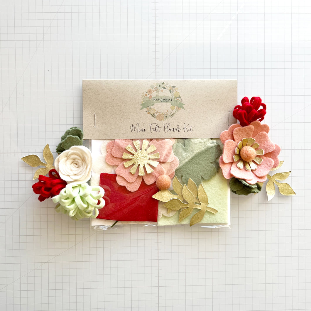 Mini Felt Flower Craft Kit | Holly Jolly Holiday Collection