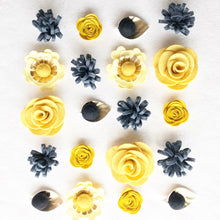 Load image into Gallery viewer, Felt Flower Wreath Craft Kit | Black and Gold
